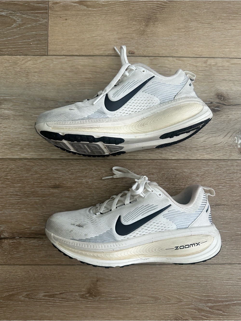 Nike Vomero Sz 7 - Picture 2 of 6